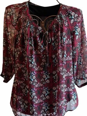 Womens Burgundy Floral Tie-Neck Blouse with Black Tank Underneath- Size 1X